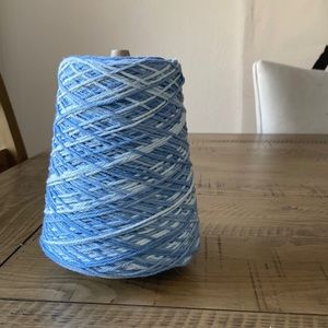 Blue ombré yarn cotton